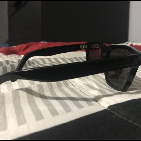 Saint Laurent sunglasses - Picture 2 of 4